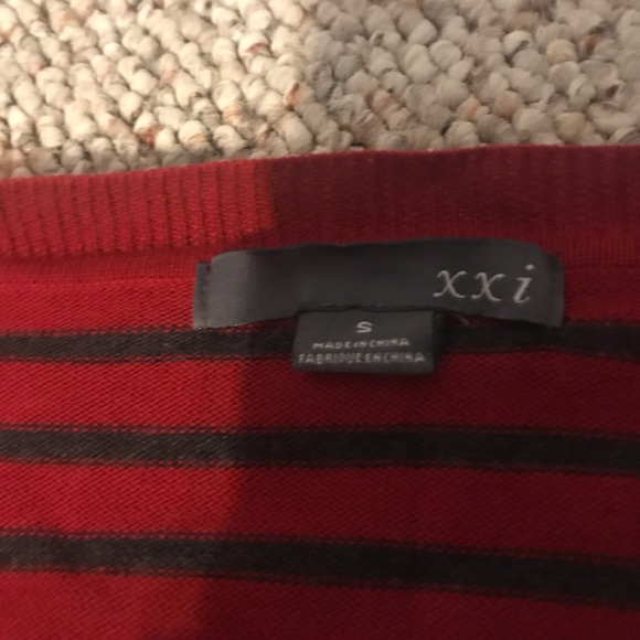 Forever 21 cardigan . - Picture 3 of 6